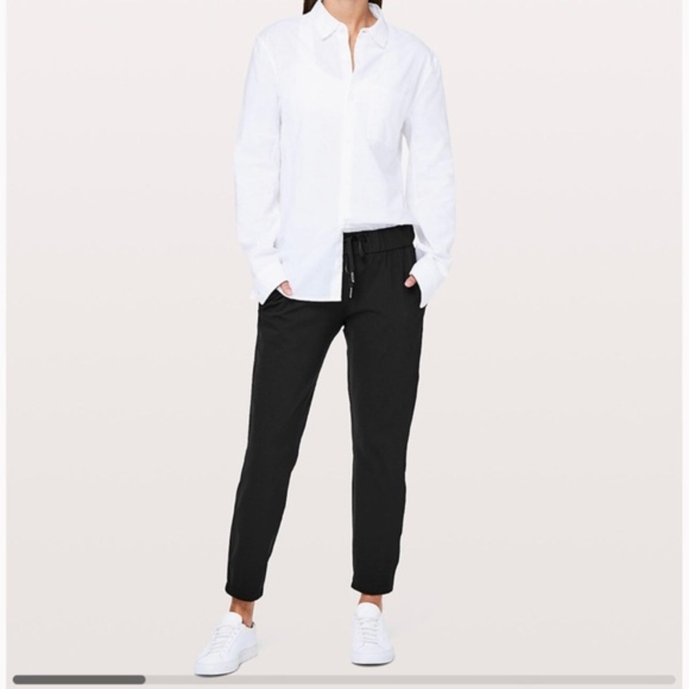 Lululemon On the Fly Trousers